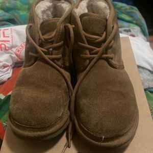 Uggs boys